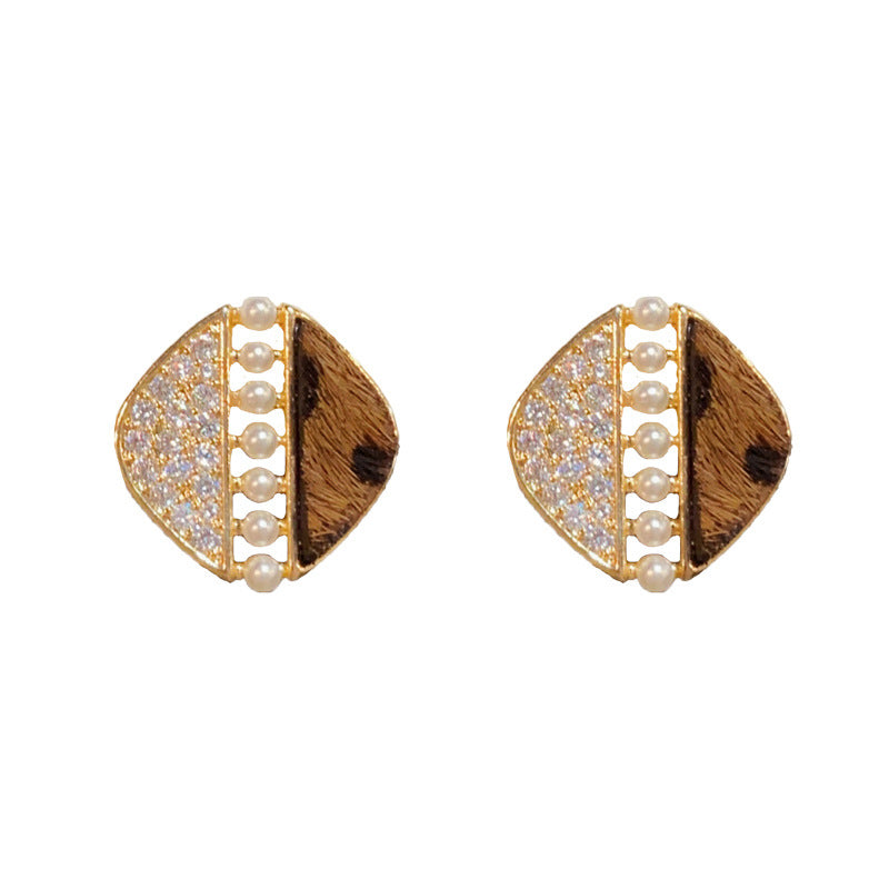 14K Gold-Plated Zircon Leopard Print Diamond Earrings - Chic Design