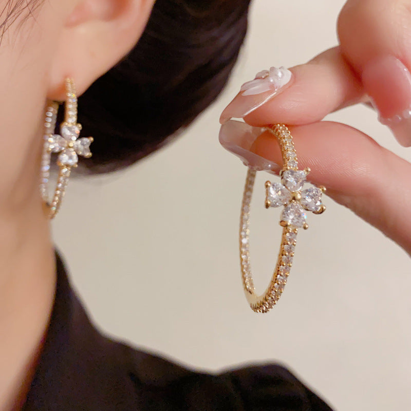 Full Zirconia Four-Leaf Clover Hoop Earrings – Elegant Design