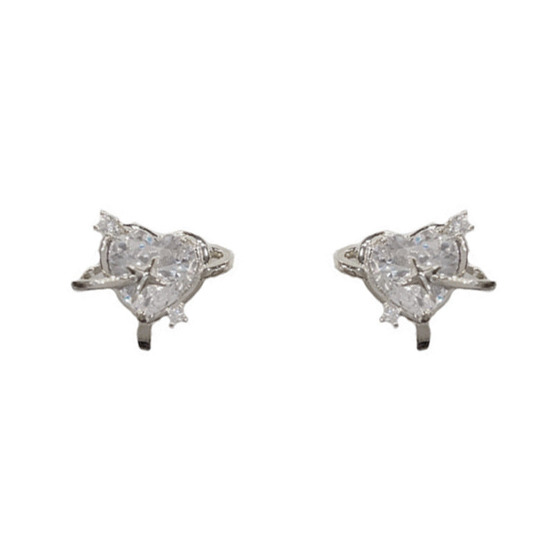 Elegant Zircon Heart Starburst Ear Clip – Non-Piercing Clip-On Design