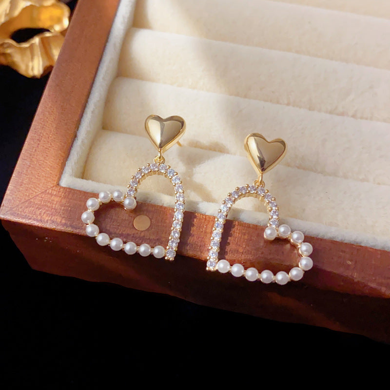Elegant Zircon Pearl Heart Drop Earrings – French Romantic Design