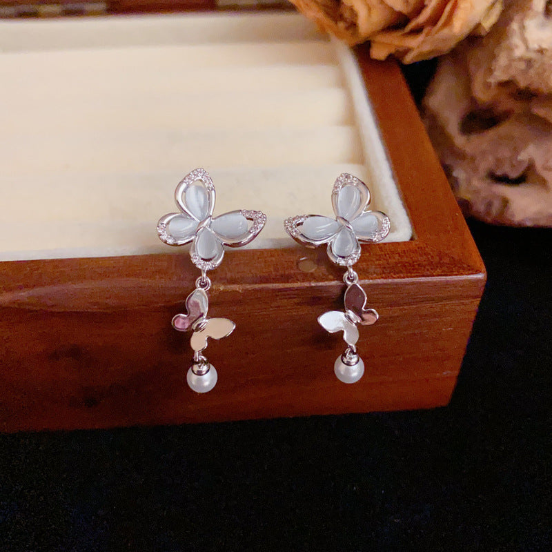 Luxury Zircon Butterfly & Pearl Tassel Drop Earrings – Elegant Design