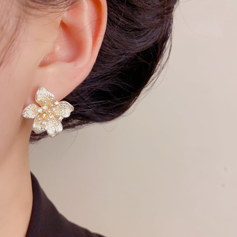 Eaioncol Floral CZ Petal Stud Earrings Gold