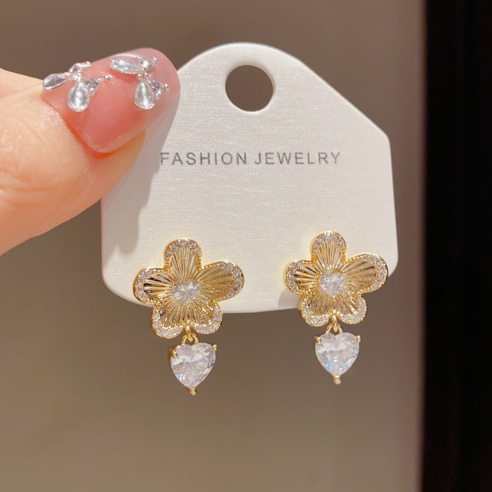 Eaioncol Floral Heart Drop Earrings Gold