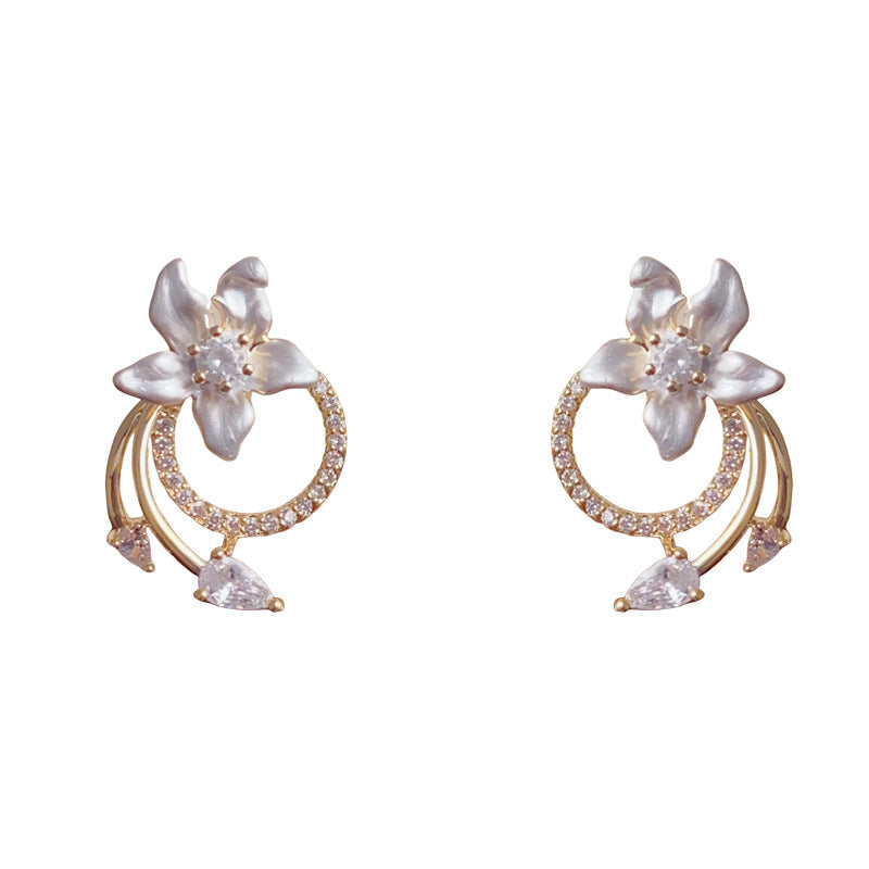 Elegant White Petal Zircon Ring Stud Earrings – French Floral Design