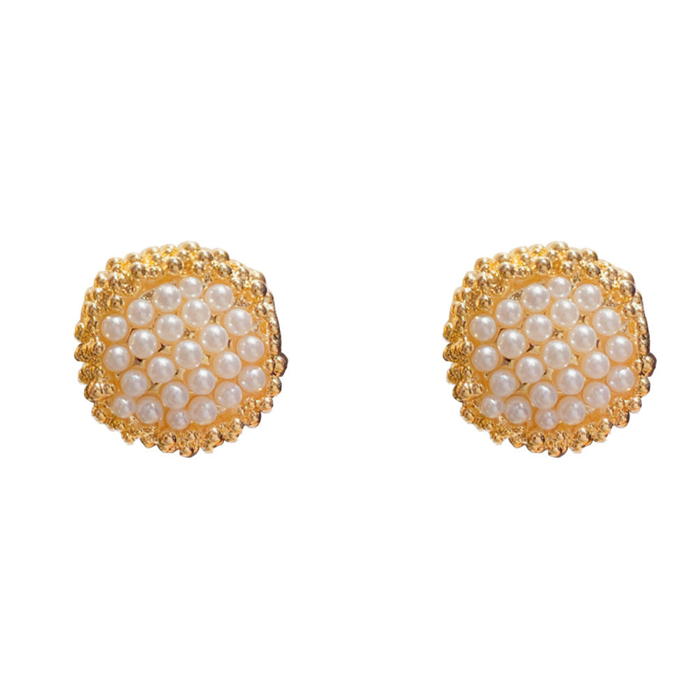 Eaioncol Irregular Pearl Circle Stud Earrings Gold