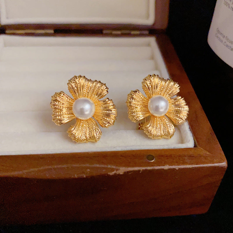 18K Gold Plated Pearl Flower Stud Earrings - Vintage Minimalist Design