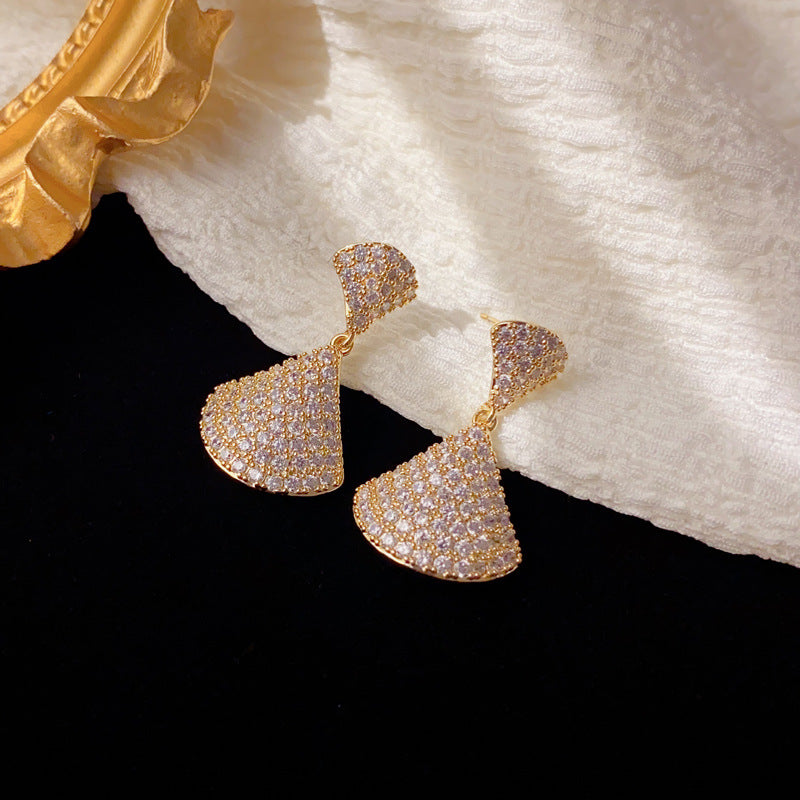 Luxury Full-Zircon Fan Tassel Drop Earrings – Geometric Design