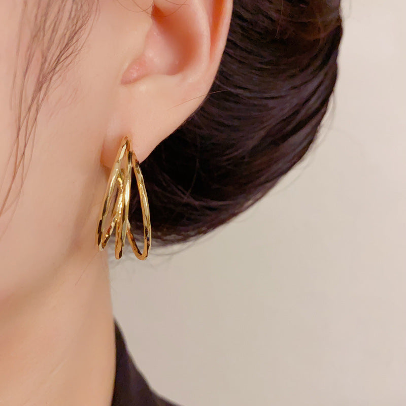 Elegant Triple Circle Metal Ear Cuff Earrings – Geometric Design