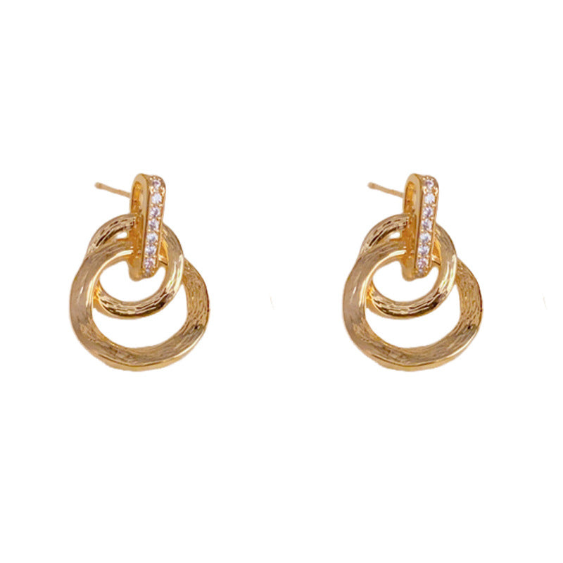 Luxury Metal Wrapped Round Drop Earrings – Elegant Geometric Design