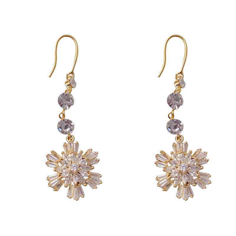 Luxury Full-Zircon Snowflake Tassel Drop Earrings – Elegant Design