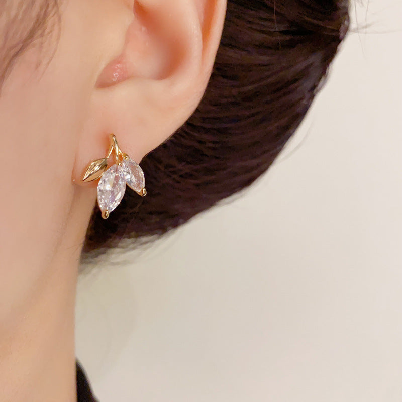 14K Gold-Plated Full Rhinestone Leaf Stud Earrings - Elegant & Chic