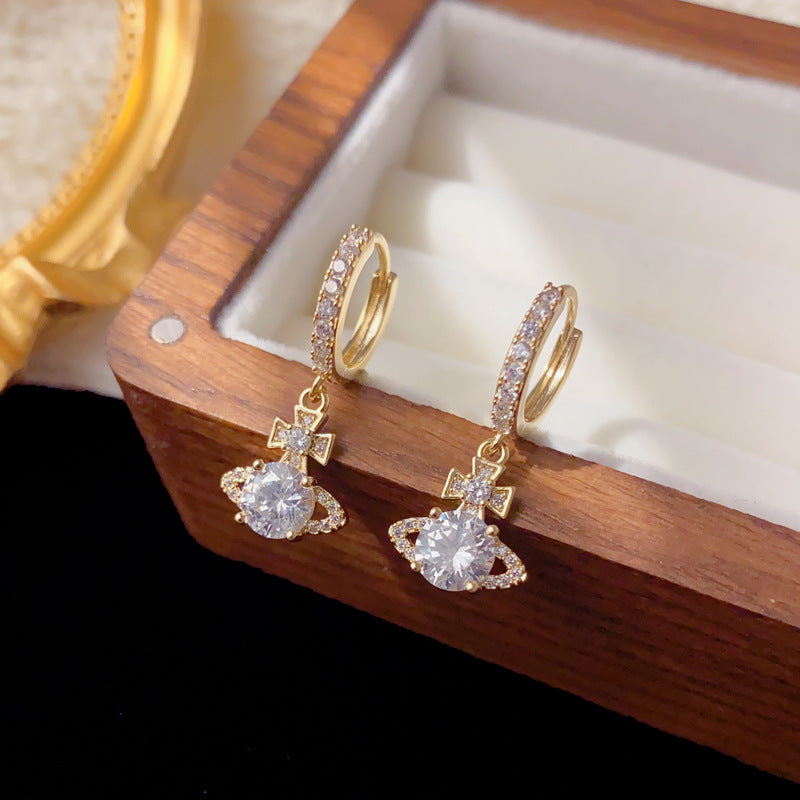 Luxury Zircon Queen Mother Saturn Ear Cuff Earrings – Elegant Design