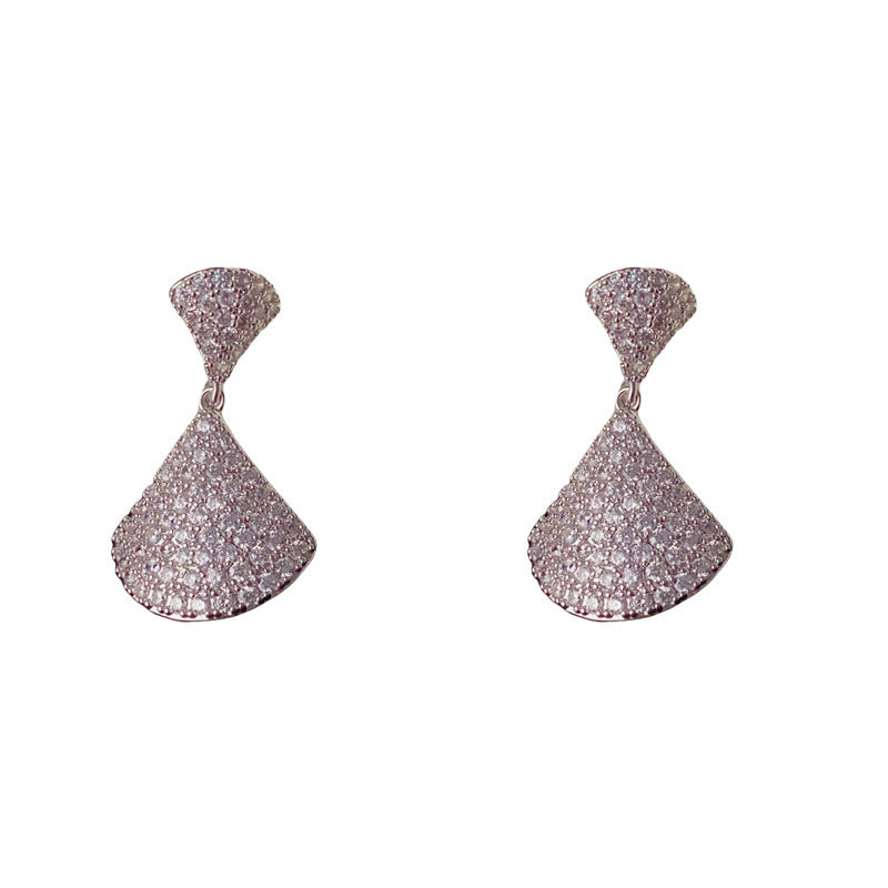 Luxury Full-Zircon Fan Tassel Drop Earrings – Geometric Design