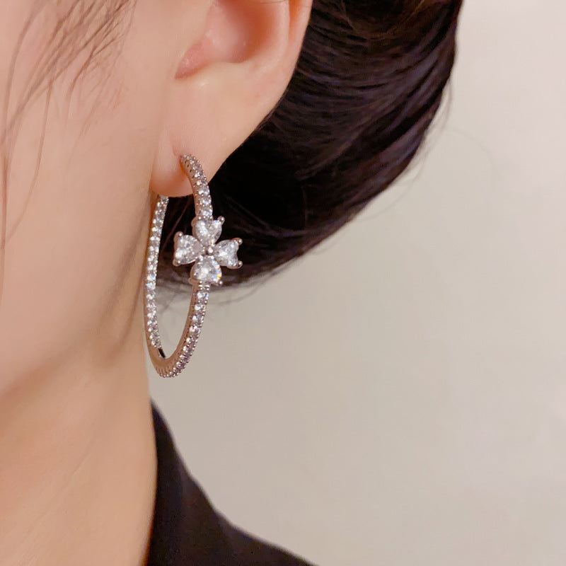 Full Zirconia Four-Leaf Clover Hoop Earrings – Elegant Design