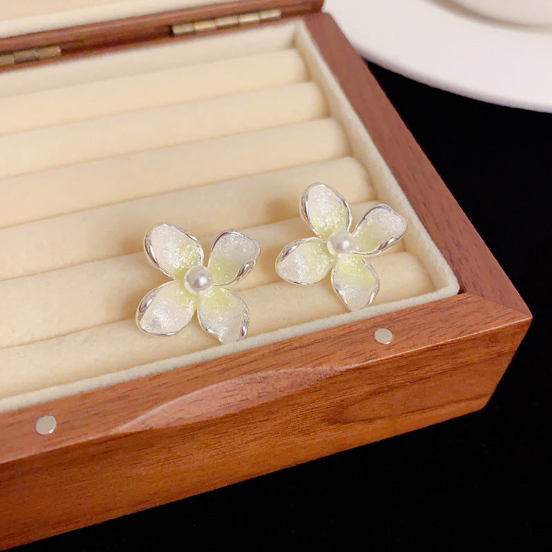 Eaioncol Gradient Flower Pearl Stud Earrings Green