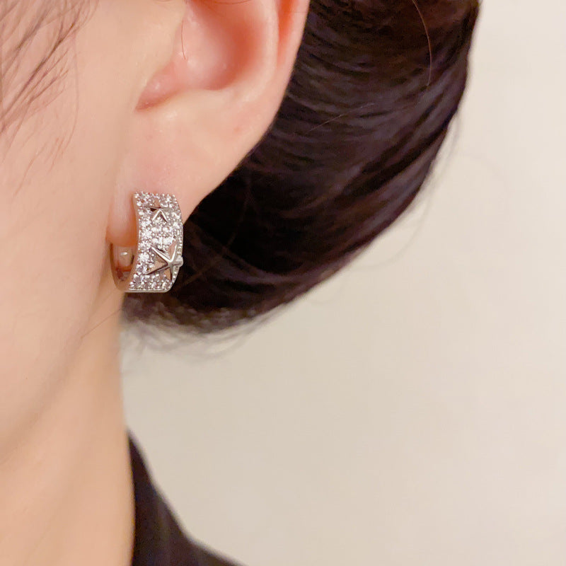 Luxury Full-Zircon Starburst Ear Cuff – Minimalist Design