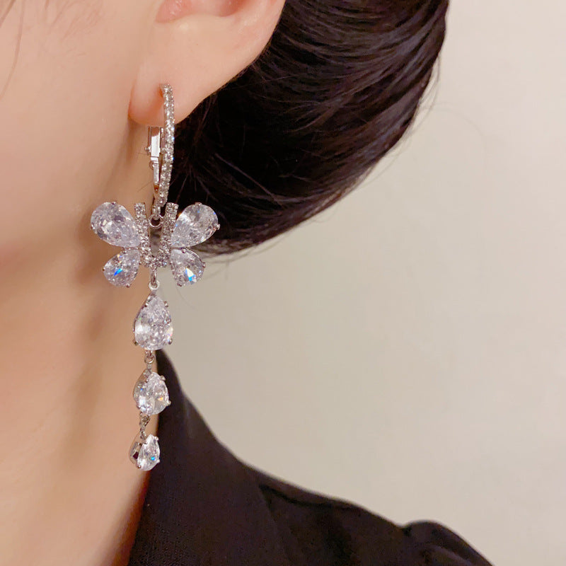 Luxury Full-Zircon Butterfly Tassel Drop Earrings – Elegant Design