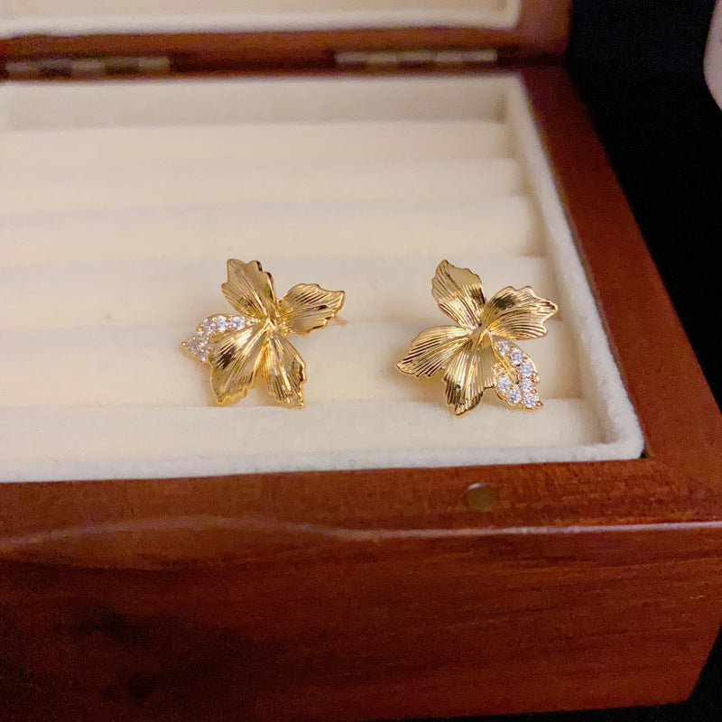 14K Gold-Plated Diamond Inlay Metal Flower Stud Earrings - Chic Design