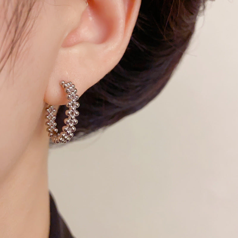 Elegant Metal Bead Round Hoop Earrings – Minimalist Geometric Design
