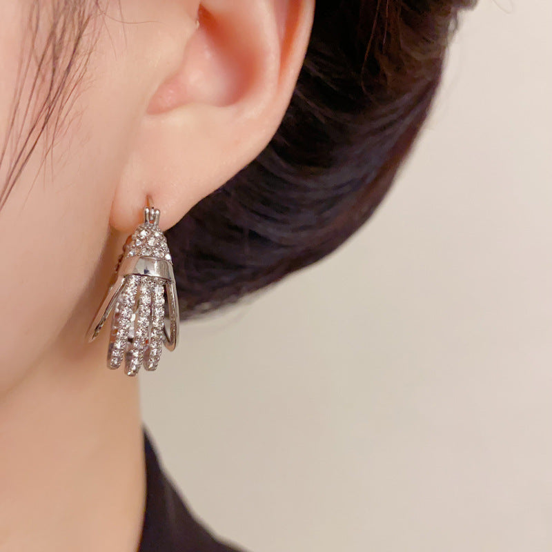 Elegant Full-Zircon Metal Ear Cuff Earrings – Ultra-Sparkle Design