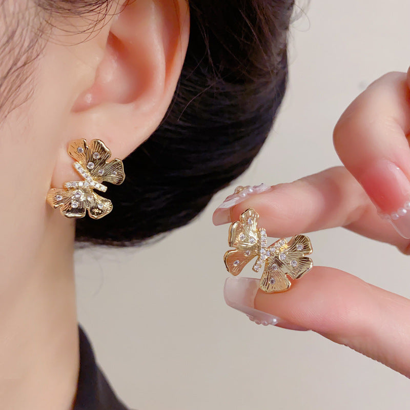 Eaioncol Vintage CZ Butterfly Stud Earrings Gold