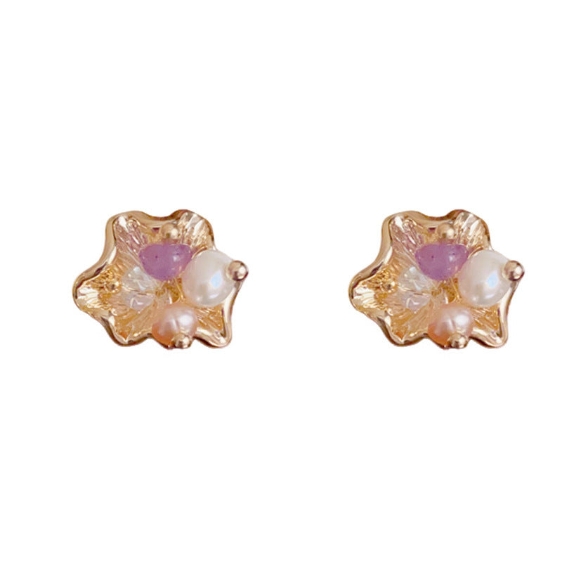 Handcrafted Irregular Freshwater Pearl Stud Earrings – Elegant Design
