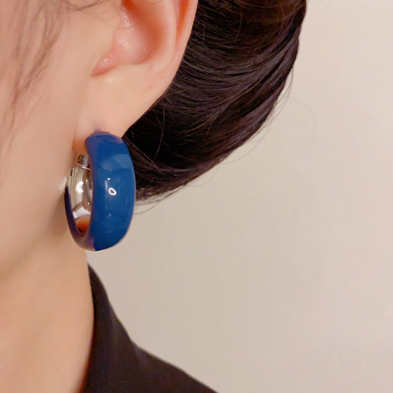 Luxury Wide-Edge Color Hoop Earrings – Geometric Design