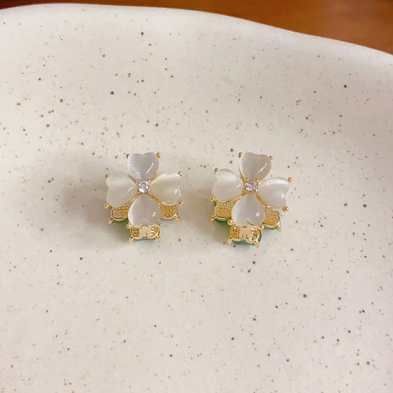 Elegant Double-Sided Four-Leaf Flower Earrings – Reversible Design