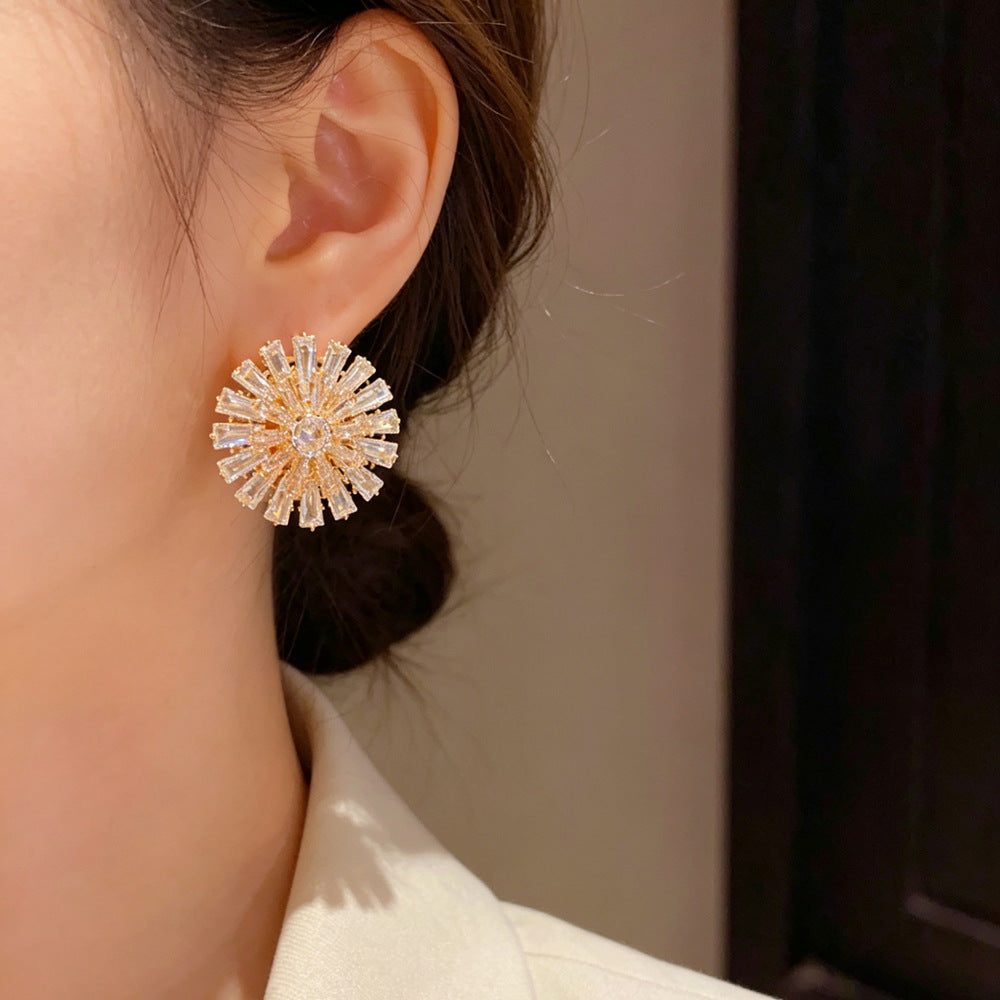 Eaioncol Full CZ Round Stud Earrings Gold