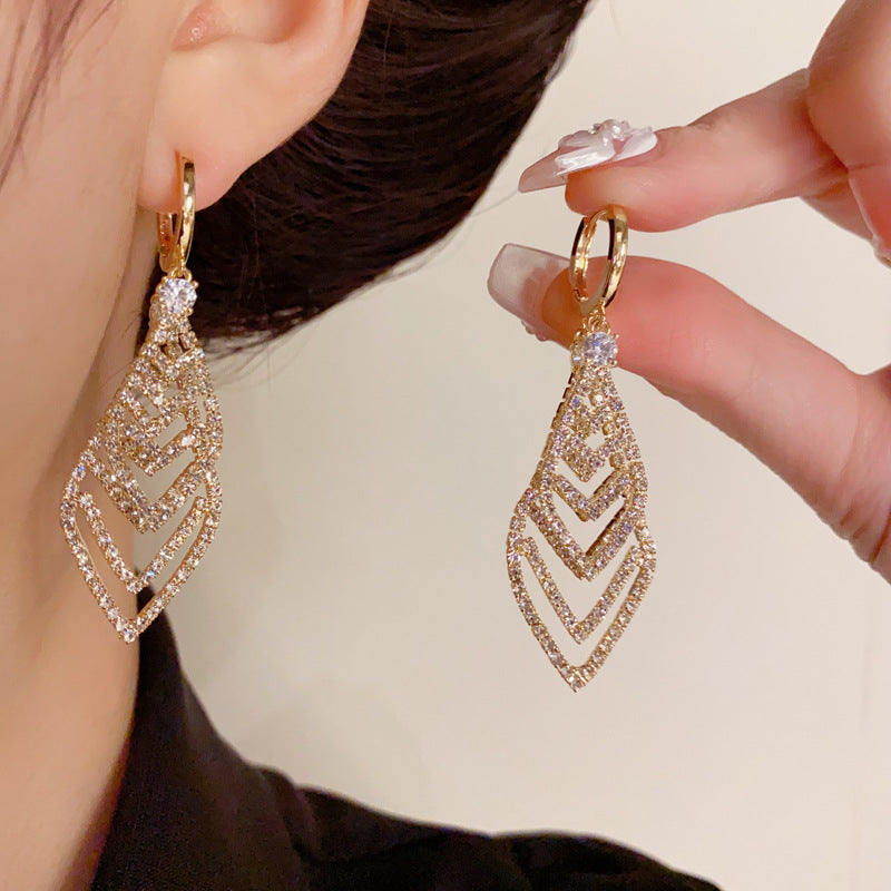 14K Gold-Plated Diamond D-Layer Hollow Tassel Earrings -Elegant & Chic