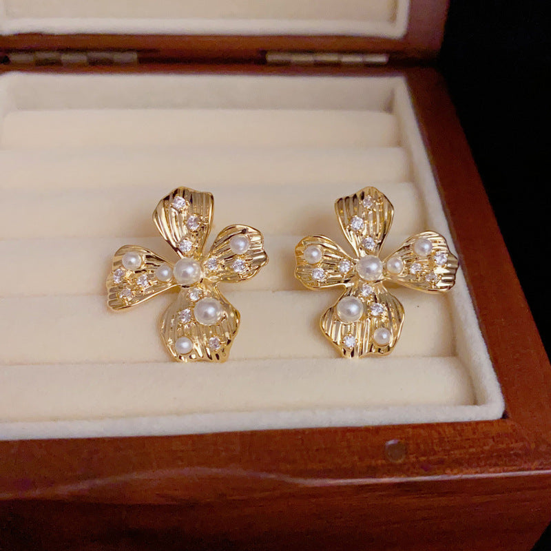 14K Gold-Plated Pearl Flower Earrings - French Vintage Elegance