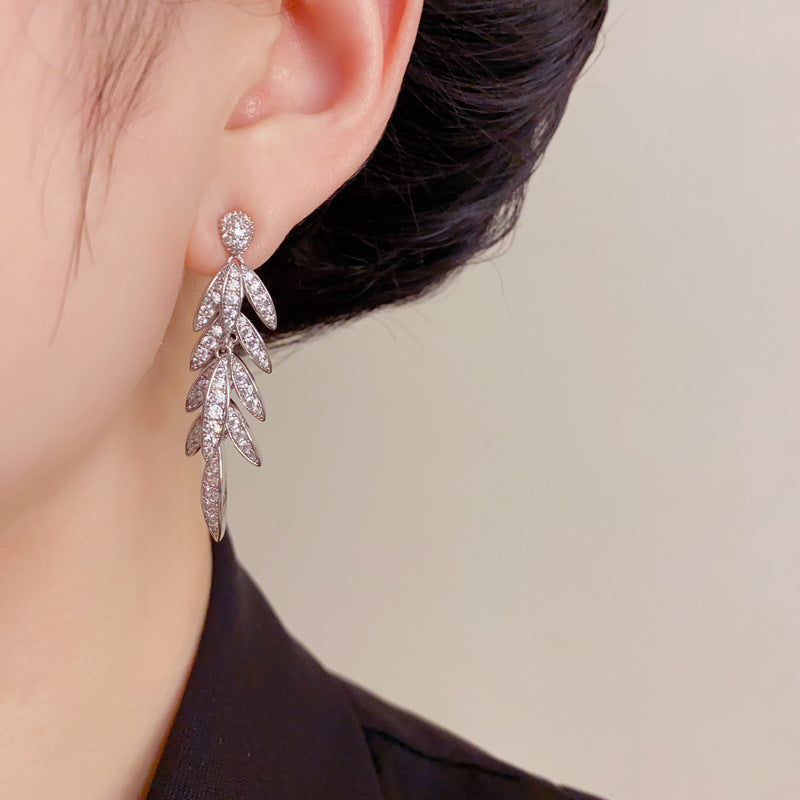Elegant Zircon Wheat Spike Tassel Earrings – Micro-Pavé French Design