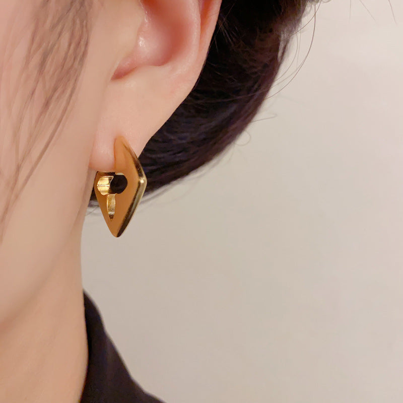 Elegant Matte Gold Rhombus Hoop Earrings – Bold Geometric Design