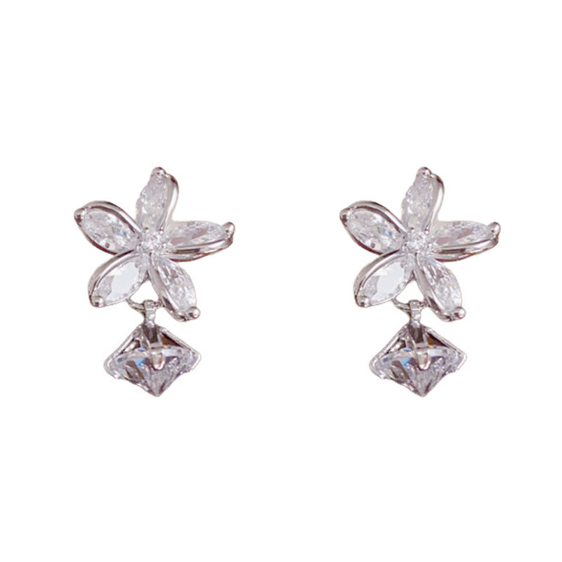 Luxury Full-Zircon Flower Drop Earrings –  Elegant Floral Design