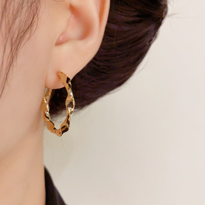 14K Gold-Plated Twisted Metal Hoop Earrings - Geometric Elegance