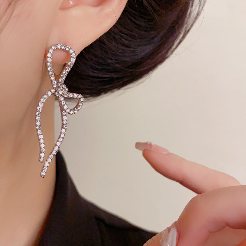 Luxury Full-Zircon Bow Long Tassel Ear Cuff – Ultra-Sparkle Design