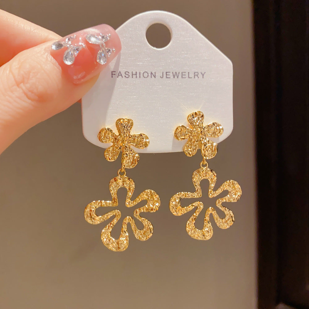 Eaioncol Openwork Floral Tassel Drop Earrings Gold Silver