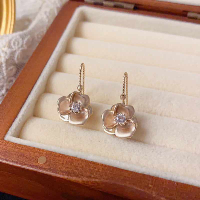 Luxury Zircon Coffee Double-Sided Petal Drop Earrings – Retro Design
