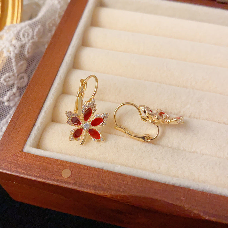 Luxury Full-Zircon Red Maple Leaf Ear Cuff Earrings – Elegant Design