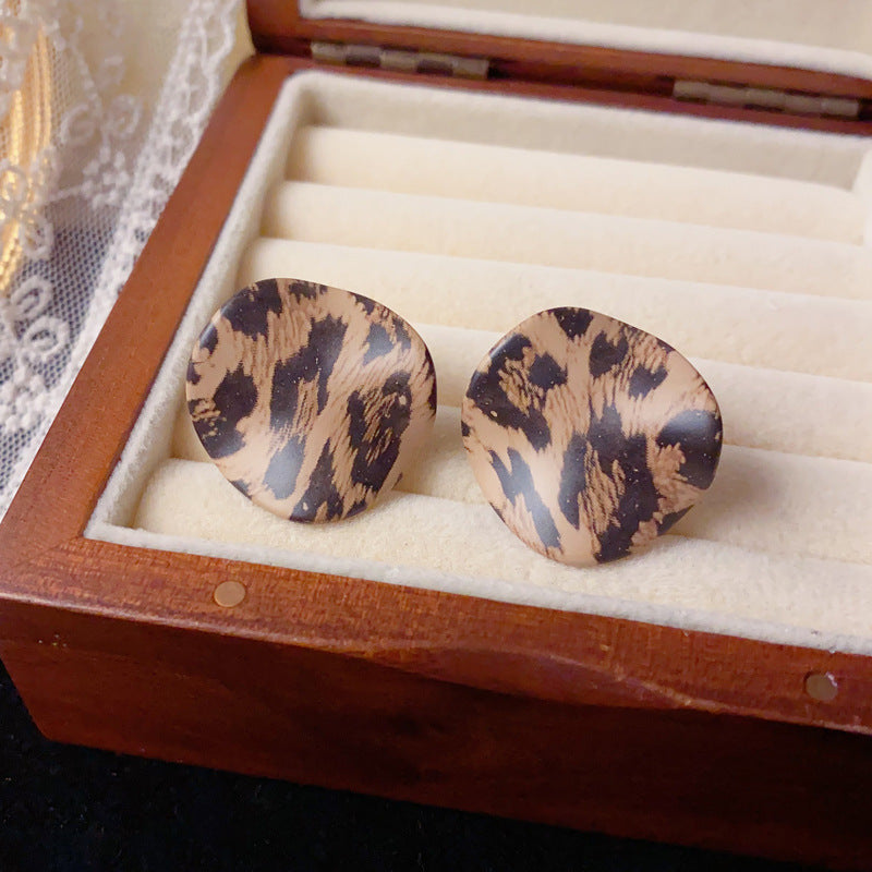 Luxury Leopard Irregular Circle Stud Earrings – French Retro Design