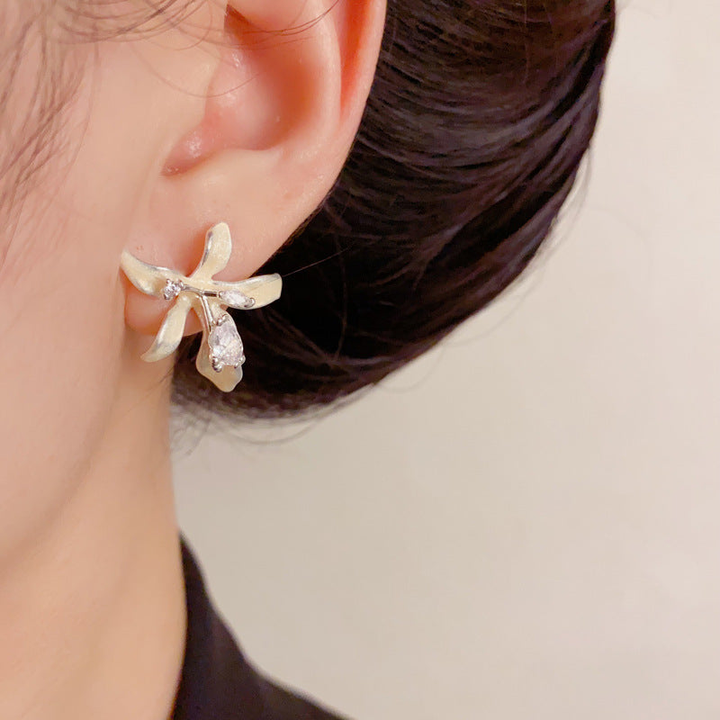 Luxury Zircon Iris Flower Stud Earrings – Floral Design