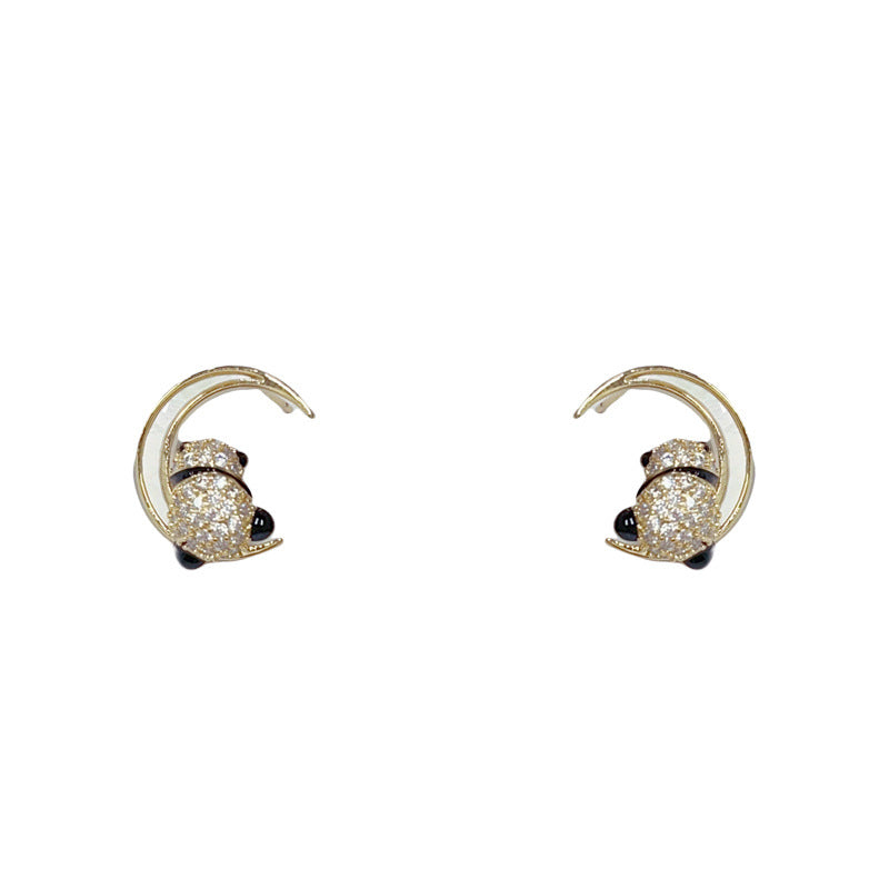 Luxury Shell Moon Bear Stud Earrings – Elegant Design