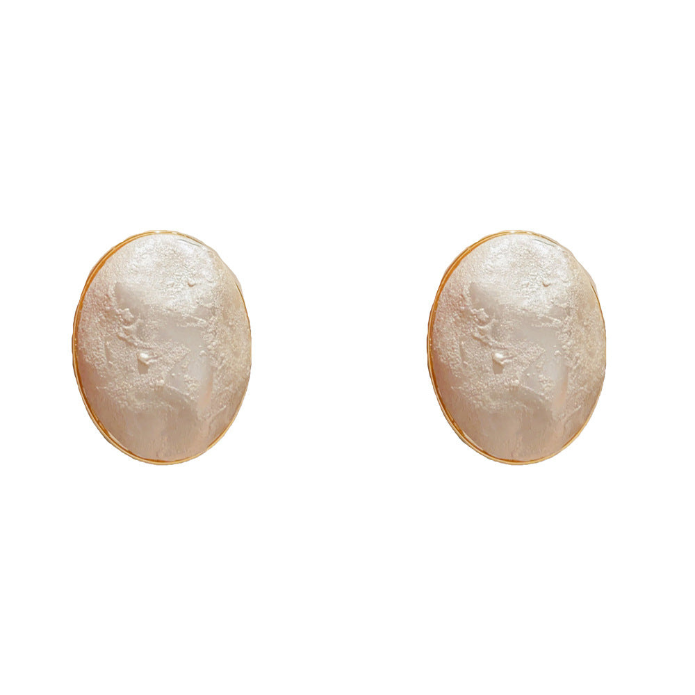 Eaioncol Oval Cotton Pearl Stud Earrings Gold