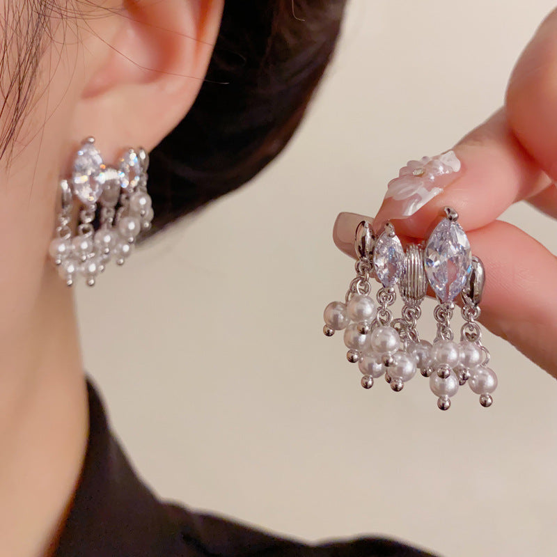 Elegant Geometric Pearl Tassel Drop Earrings – Minimalist Design