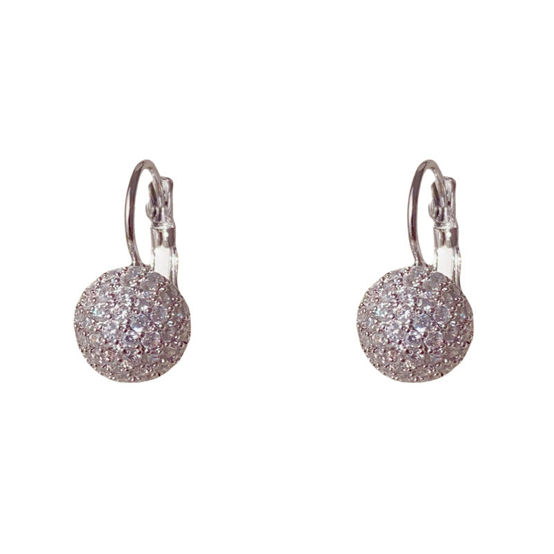 Luxury Micro-Inlaid Zircon Round Ear Cuff Earrings – Geometric Design
