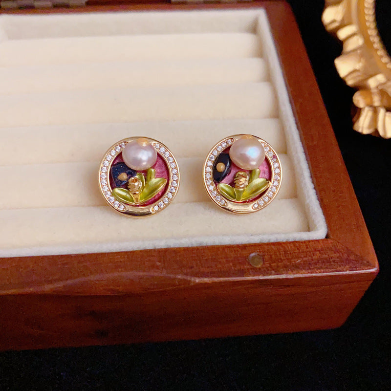 Elegant Freshwater Pearl Flower Round Stud Earrings – Floral Design