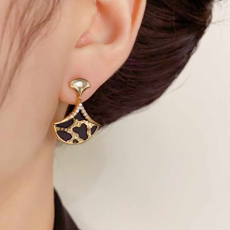 14K Gold-Plated Leopard Print Fan Drop Earrings - Retro Chic Design