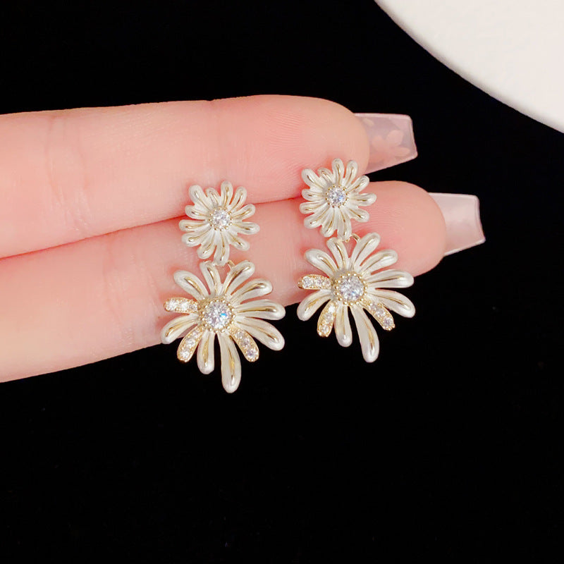 Eaioncol Matte Floral Petal Drop Earrings Gold Silver
