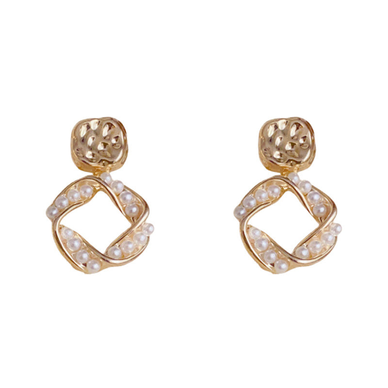 Luxury Metal Square & Pearl Geometric Drop Earrings – Elegant Design