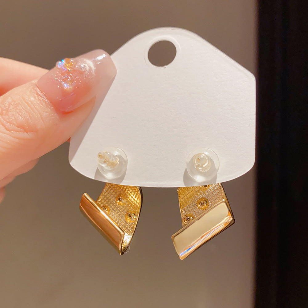 Eaioncol Irregular CZ Stud Earrings Gold Silver